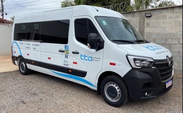 Conheça nosso serviço: Aluguel de Van Executiva - TTA Transportes e Turismo